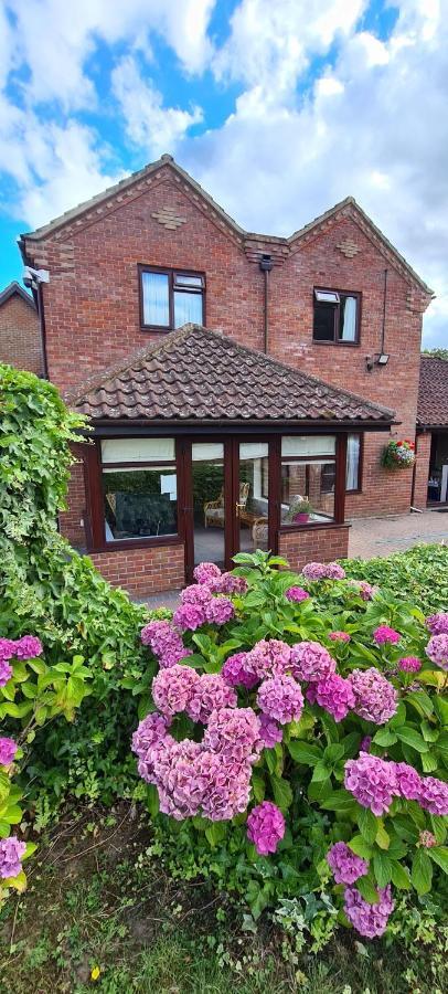 Church Farm Guest House Horsford Exterior foto